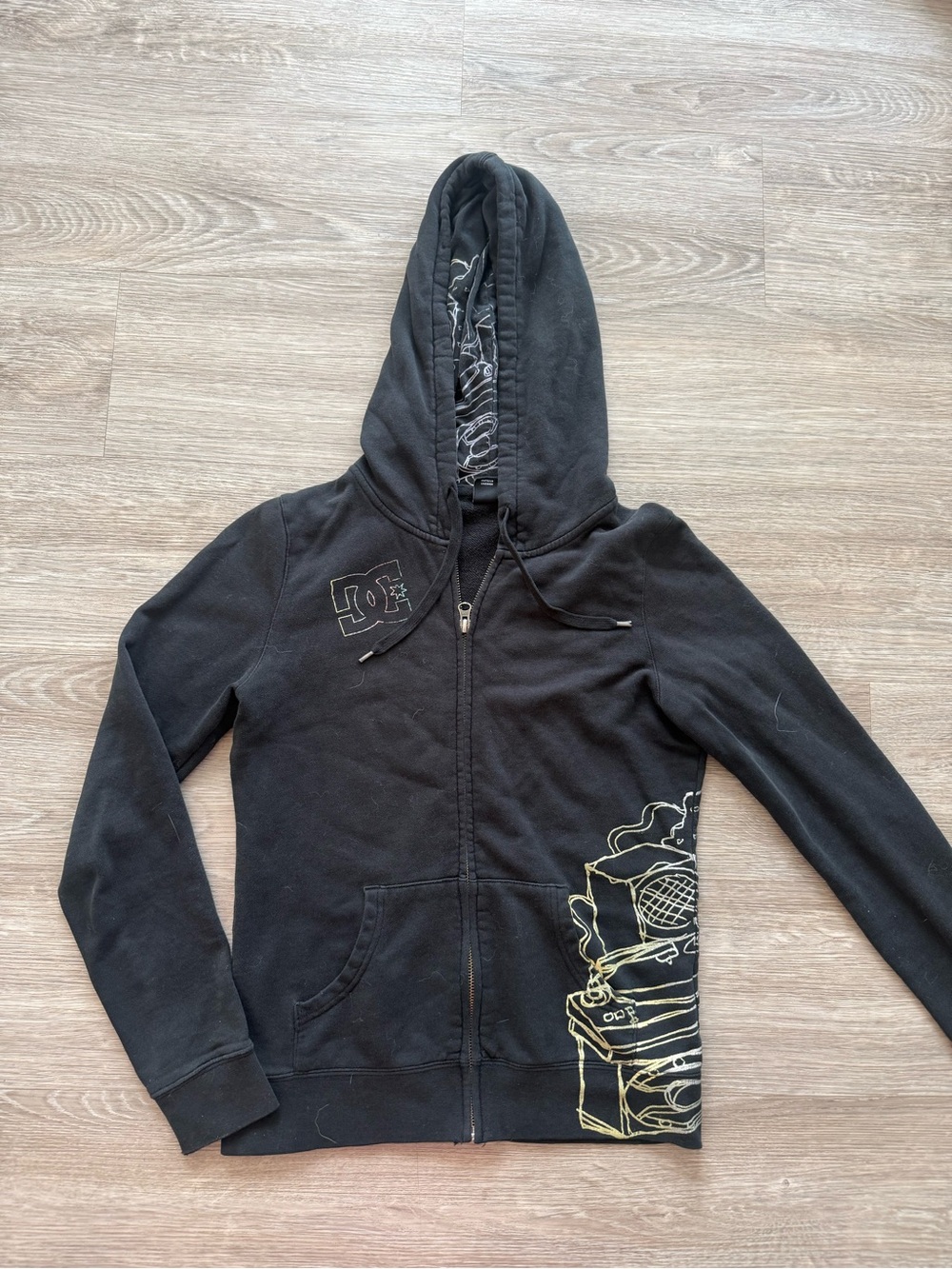 Y2k Vintage DC Women's Black Hoodie Jacket with Rainbow Graphic